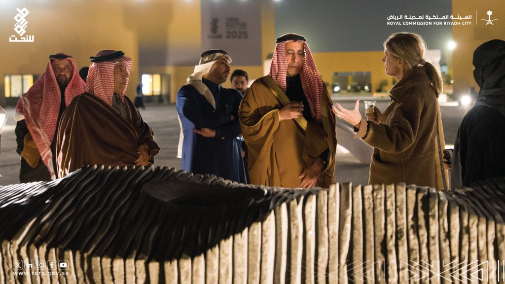 RCRC CEO visits Tuwaiq Sculpture.