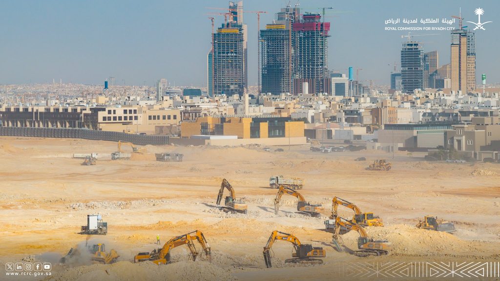 أعمال متواصلة لتطوير أراضي السنة الأولى من برنامج التوازن العقاري في مدينة الرياض