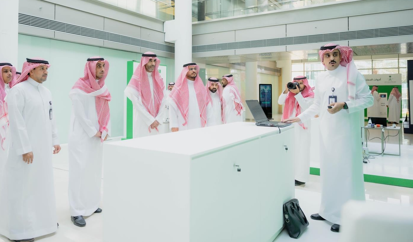 RCRC Organizes Mobile Cybersecurity Awareness Exhibition