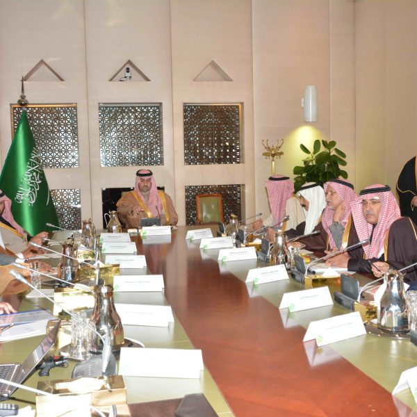 الأمير تركي بن عبدالله يرأس الاجتماع الدوري العاشر لمتابعة سير العمل في مشروع الملك عبدالعزيز للنقل العام