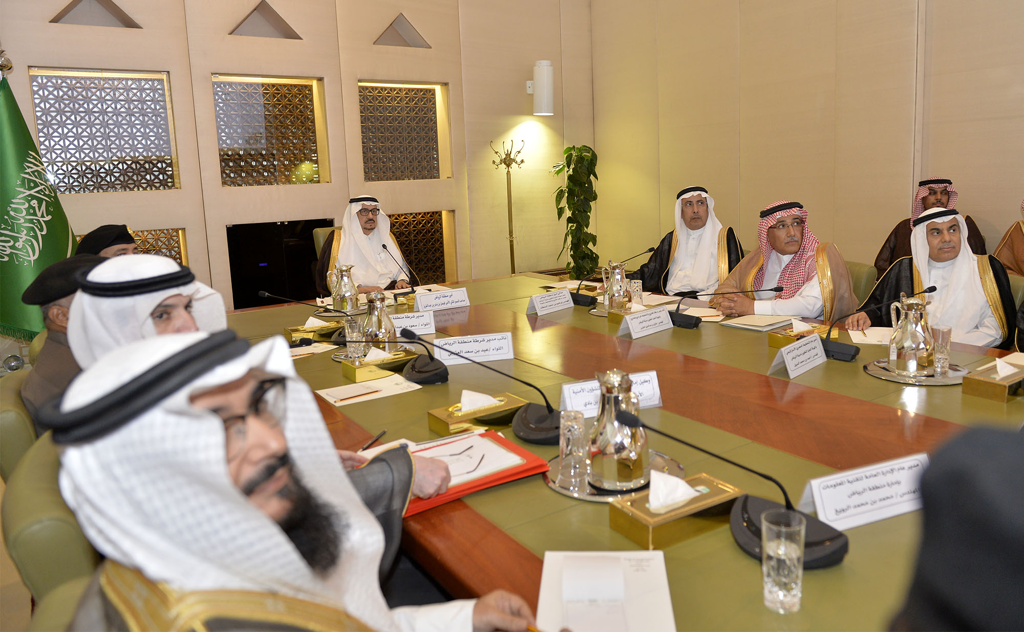 HRH Prince Faisal bin Bandar chairs a review meeting on «Riyadh Region Information Dashboard » Project