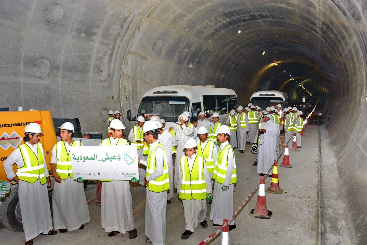 فريق (عيش السعوديّة) يستكشف مشروع قطار الرياض