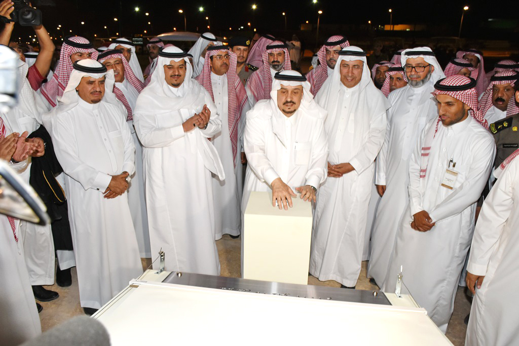 الأمير فيصل بن بندر يفتتح متنزه مطلات بحيرة نمار ومشاريع التأهيل البيئي ‎لأودية أوبير ‏والمهدية والبطحاء