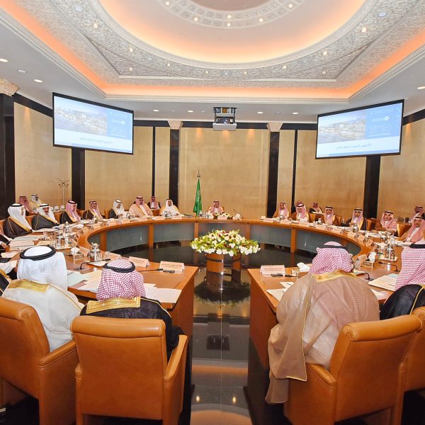 الأمير فيصل بن بندر يترأس الاجتماع الثاني للهيئة العليا لعام 1439هـ