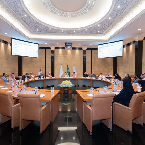رئيس البرلمان العربي والوفد المرافق له يزور مقر ‏الهيئة الملكية لمدينة الرياض