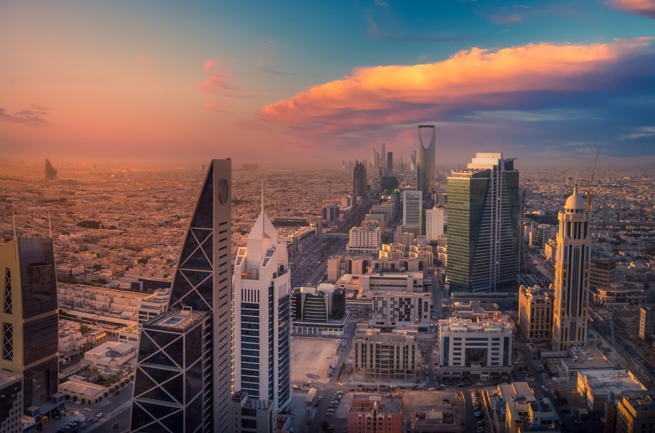 رفع الإيقاف عن 50 مليون متر مربع من أراضي شمال الرياض ومشروع تطوير المربع الجديد