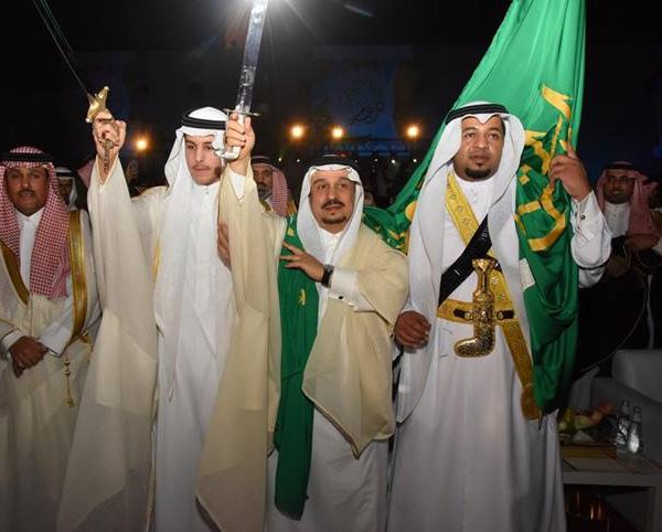 الأمير فيصل بن بندر يرعى احتفال العاصمة الرسميّ بعيد الفطر المبارك