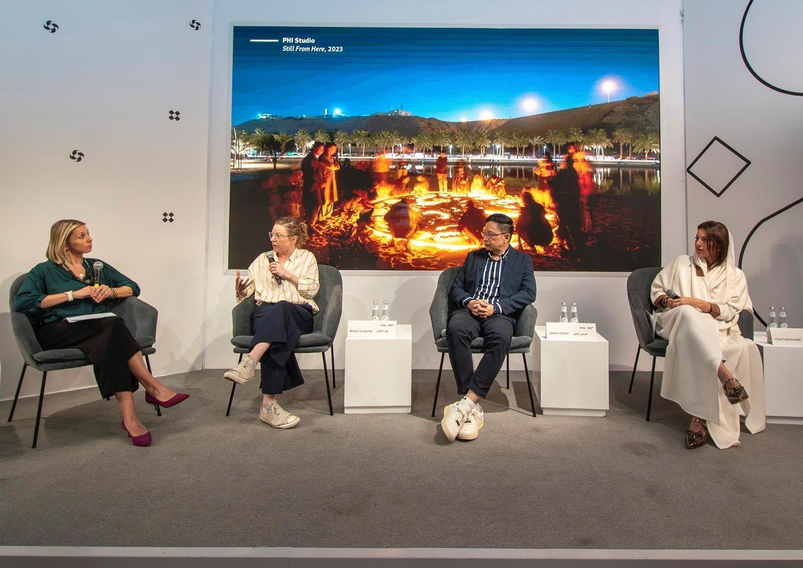 احتفال "نور الرياض" يجذب العائلات بتجارب ضوئية تفاعلية وأنشطة مخصّصة للأطفال