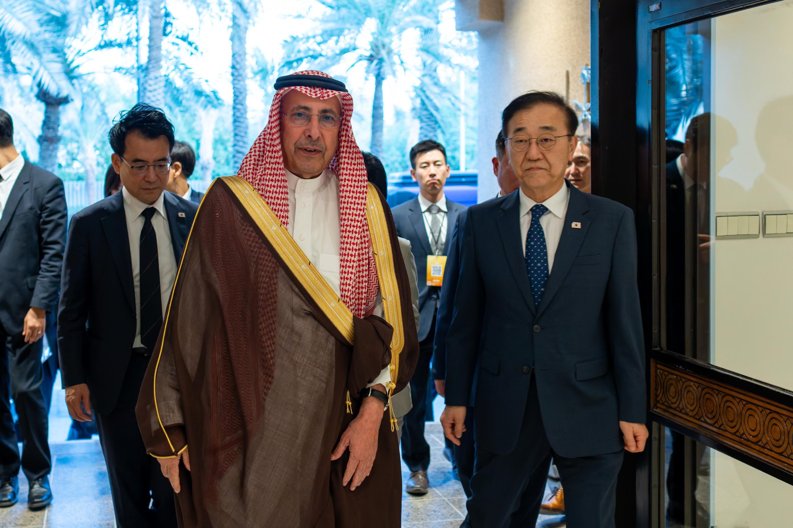 الرئيس التنفيذي للهيئة يلتقي وزير الأراضي والبنية التحتية والنقل الكوري