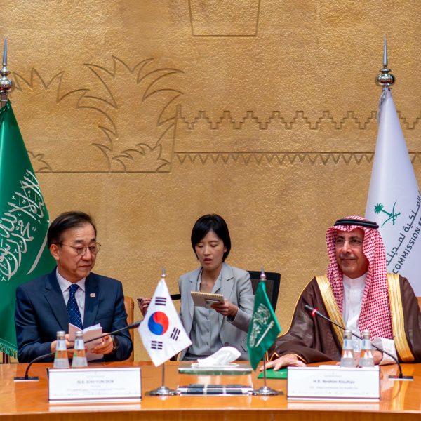 HE RCRC CEO Meets South Korean Minister of Land, Infrastructure, and Transport