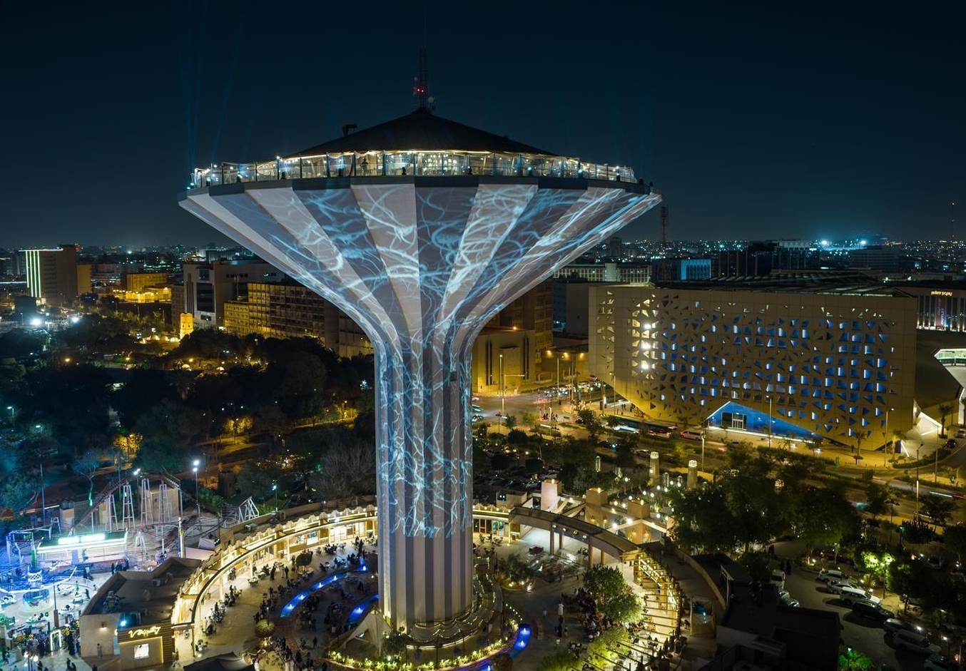 "نور الرياض" يختتم نسخته الخامسة بحضور ملايين الزوار و12 جائزة عالمية