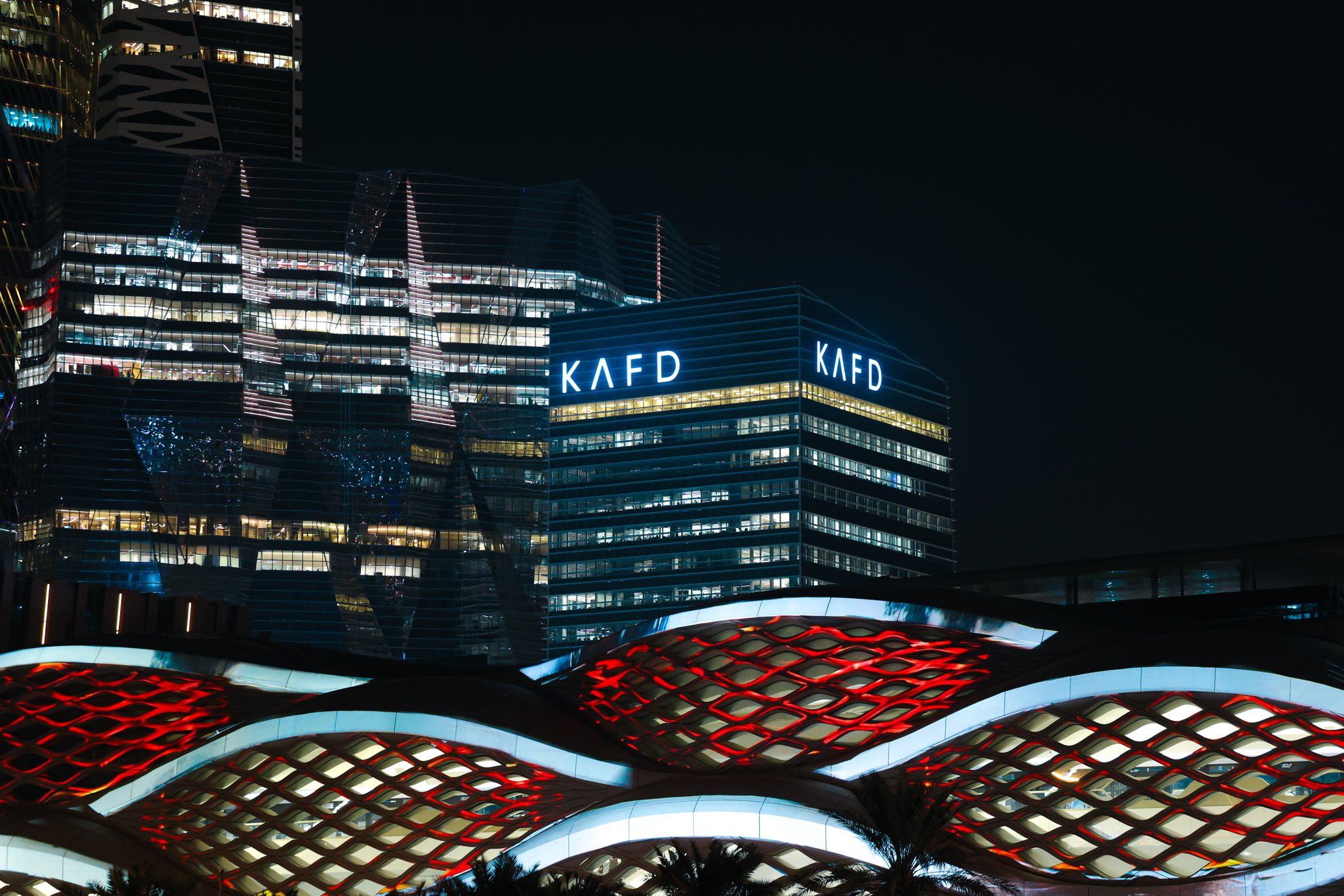 Noor Riyadh Festival Lights Up Metro Stations with Innovative Art ...