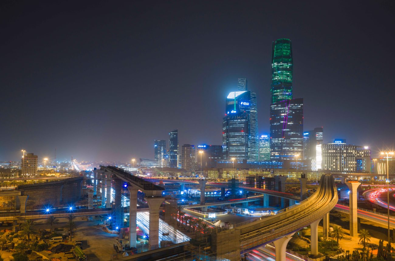 RCRC Successfully Completes Precision Bridge Lift as Part of KAFD Road Network Expansion