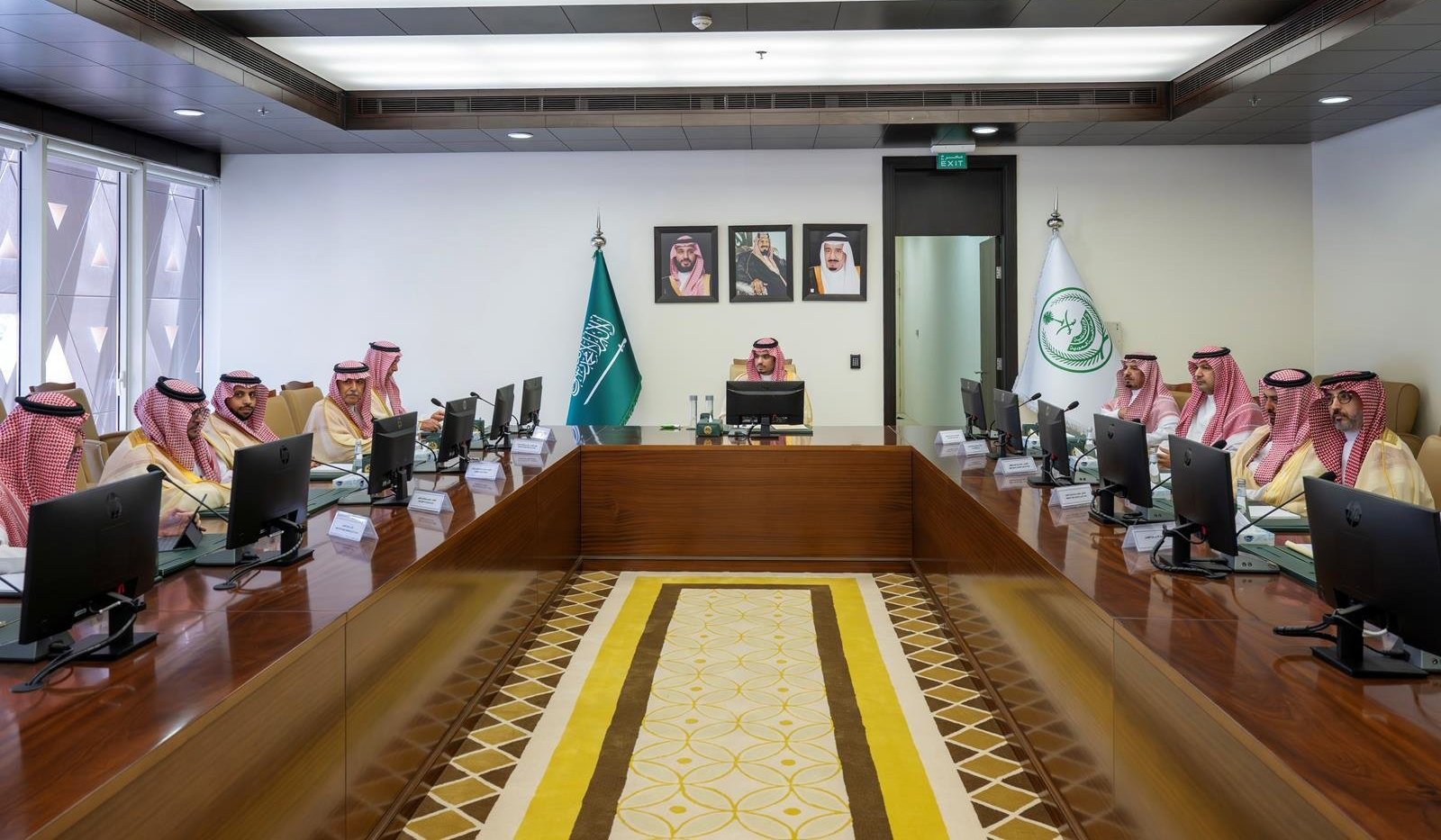الأمير راكان بن سلمان يستقبل الرئيس التنفيذي للهيئة الملكية لمدينة الرياض